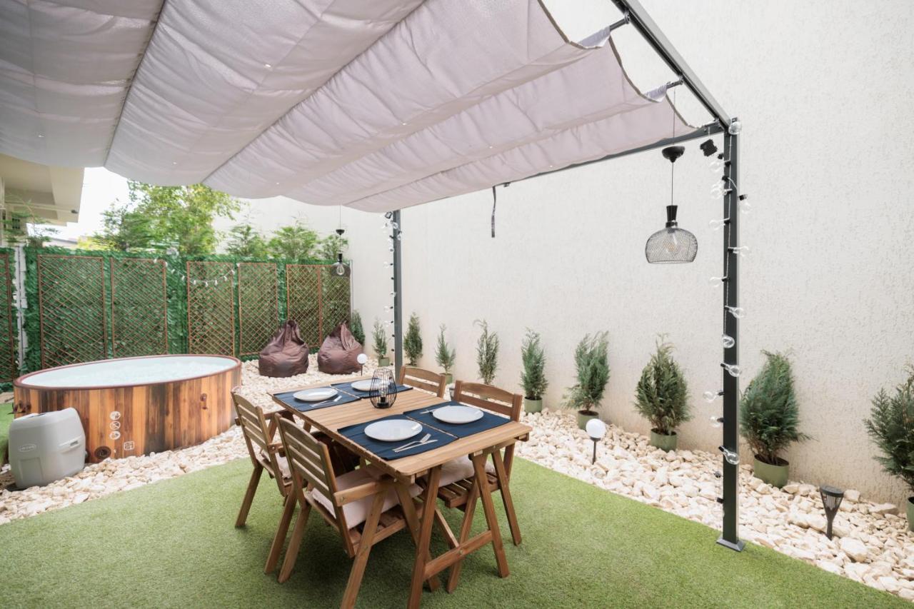 Apartamento Downtown Hidden Garden With Jacuzzi In Bucarest